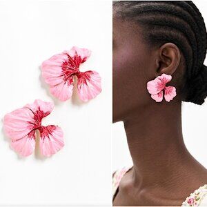 NEW ~ Anthropologie Shashi Una Una Evening Flower Earrings